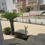 La Vida Apartments